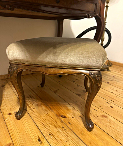 Gepolsterter hocker - gepolsterter,