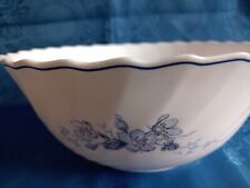 Einzelne Arcopalschüssel, Blümchenmuster, Ø ca. 24 cm