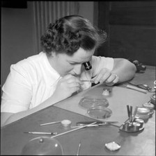 First female master watchmaker