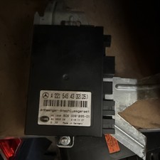 P55-8C* Mercedes Benz W204 Steuergerät AHK Anhängerkupplung A2215454332