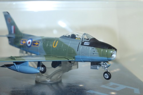 Corgi canadair cl 13a - corgi,