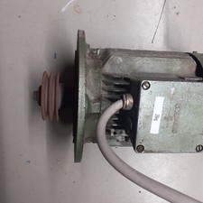 Drehstrommotor Siemens  1LA3 106-4AA21   2,2kW 1420 U/MIN