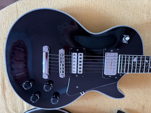 Aria pro custom - ii, les