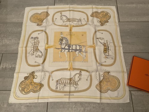 Quadratischer hermès schal - quadratischer,