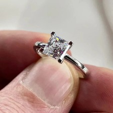 14 Karat Weißgold Princess