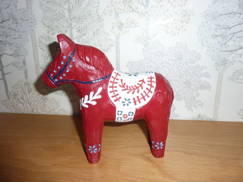 Next rotes harz dalapferd - rotes,
