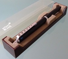 MONTBLANC CARRERA schöner 4-FARBEN-KUGELSCHREIBER BOX schreibt TOP guter Zustand