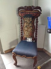 Feudaler üppiger Gebetsstuhl / Betstuhl Kniebank Religion Andacht Stilles Gebet