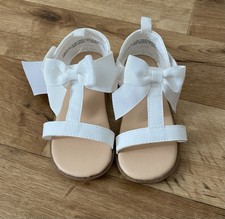 H&M Baby Sandalen mit Schleife Gr.24