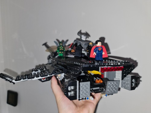 Lego super heroes flying - lego,