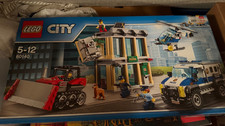 LEGO CITY: Bankraub mit Planierraupe (60140)