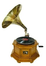 Vintage HMV Grammophon voll