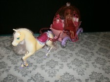 Barbie Kutsche mit Pferd Puppe