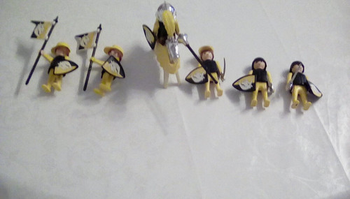 Playmobil ritter gelb alt - ritter,