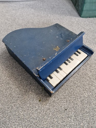 Vintage blauer holzspielzeug - vintage,