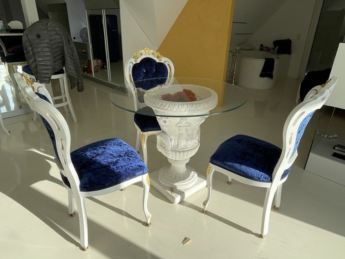 Esstisch mit fuß aus beton - esstisch,