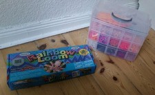 Loom Bands Loom Bänder Konvolut Set mit Box und Ständer Crafting Kit
