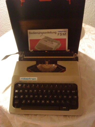 Ddr reise schreibmaschine - reise,
