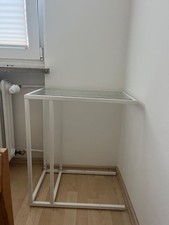 IKEA Beistelltisch Vittsjö Glas weiß als Nachttisch oder Laptoptisch