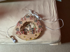 beleuchtetes fensterbild