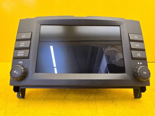 Mercedes benz vito - w447, radio