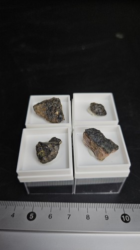 Mausaugen mineral aus - mausaugen, u-mineral