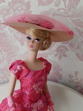 Barbie Silkstone fashionably