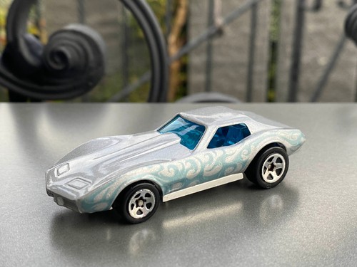 Hot wheels corvette stingray - wheels,