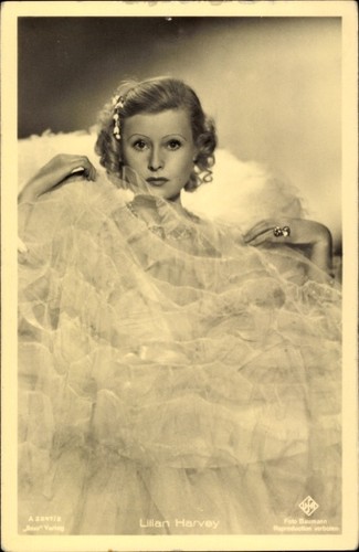 Schauspielerin lilian - schauspielerin,