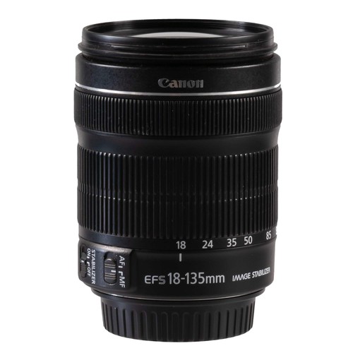 Canon 135 6 is - 18-135/3.5-5.6,