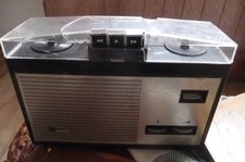 small vintage tragbares Philips Tonbandgerät tape Recorder TypeN4 with Microphon