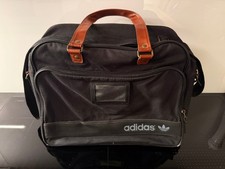 ADIDAS Handgepäck Ryanair Eurowings Flugzeug Zug Reise-Tasche 37x28x15 cm B62003