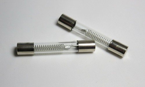Sicherung mikrowelle - sicherung,