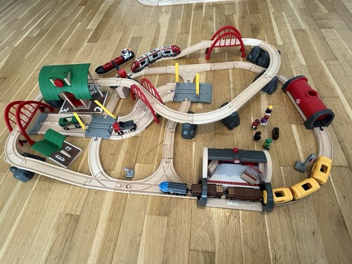 Brio 33052 deluxe railway set - deluxe,