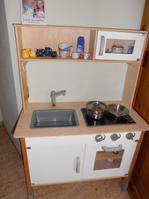 Holzkinderküche, Aufstellmaße 70x34x98 bis 107, 2 Herdplatten, 1 Spülbecken