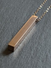 Geometrischer Anhänger +