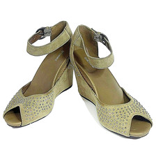 Graceland Wedges Riemchen