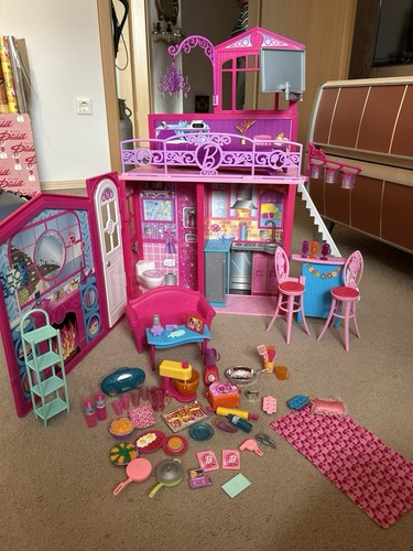 Barbie glam haus - glam,