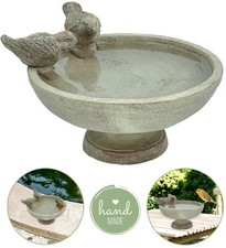 Vogeltränke auf Sockel Vogel