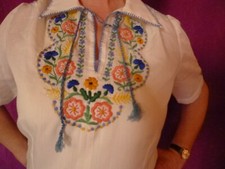 Folklore Bluse Größe 40