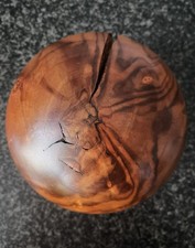 Holzkugel 19cm Europäisch Nussbaum  Massiv handgedrechselt SCHOLTISSEK Unikat