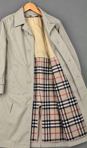 Burberrys vintage trenchcoat - vintage,