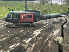 Bell UH-1 D SAR Luftrettung   1:87