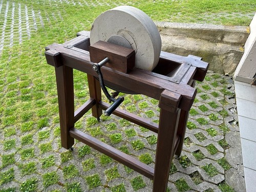 Alter schleifbock - schleifbock, m