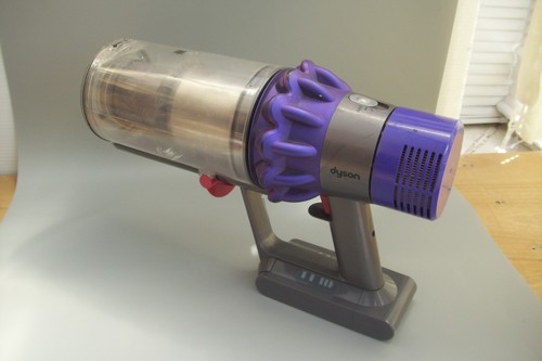 Dyson cyclone v10 sv12 - dyson,