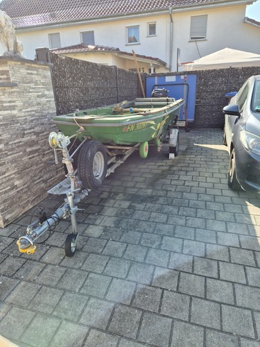 Angelboot mit trailer - angelboot,