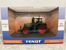 Universal Hobbies - Fendt 820 Vario TMS mit Breitreifen - 1:32 - UH6346 - Neu/Neuwertig