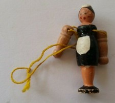 WHW : Kasperlefiguren, bewegliche Arme - Zofe ( Holz )