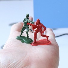 238 Stück Plastik Soldat 4cm Armee Figuren Spielset für Armee Sand Szene
