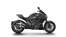 DUCATI DIAVEL 1200 CARBON